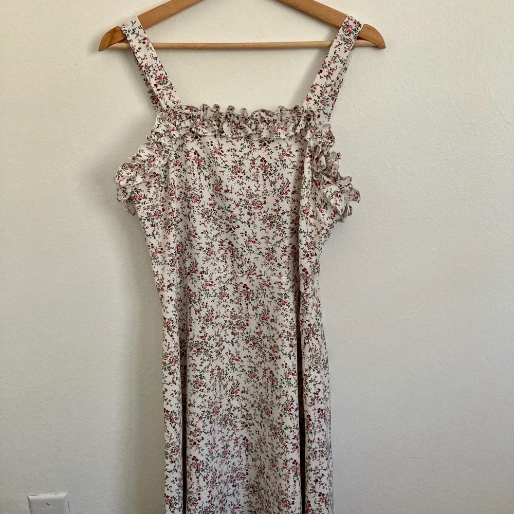 New Fitted Floral Dress